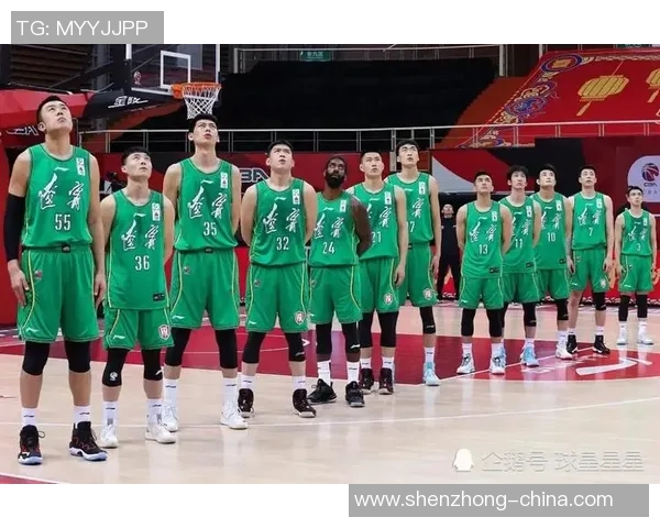 赛后分析:上海篮球队与深圳篮球队的战术对决与表现评估 赛后分析:上海篮球队与深圳篮球队的战术对决与表现评估